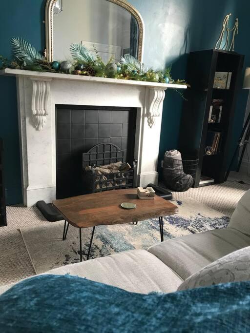 * Popular * Stunning Quiet Apartment By The Sea トーキー エクステリア 写真